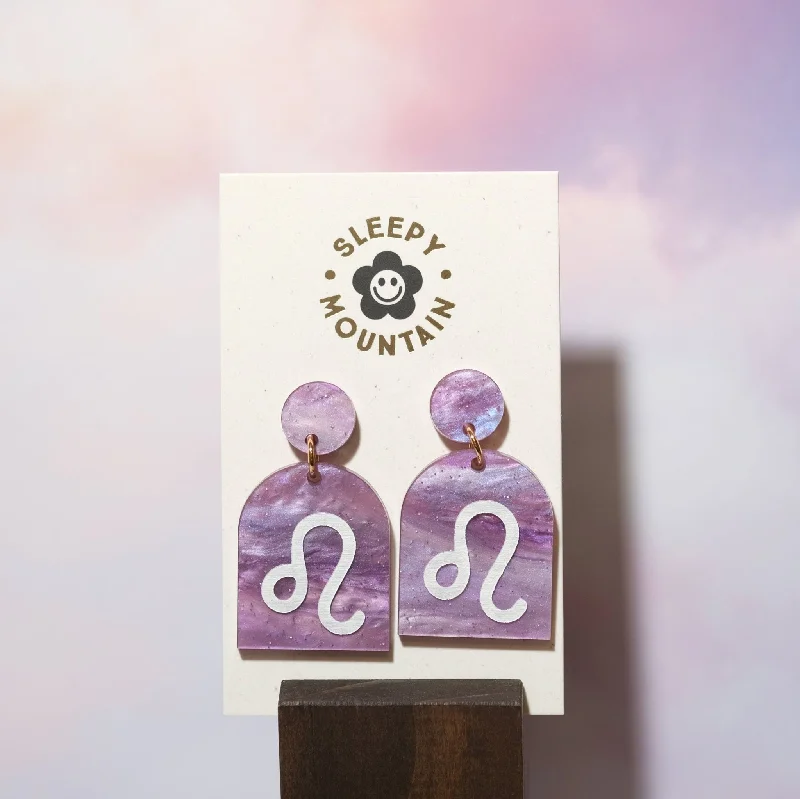 Plain stud earrings-Leo Zodiac Earrings