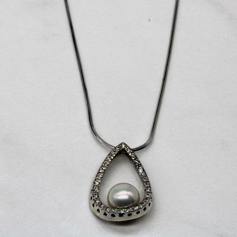 Full moon necklaces-Pearl & Diamond Pendant & Necklace | 0.28ctw | 18" |