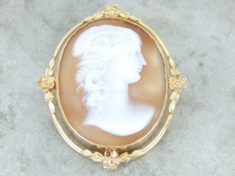 Full moon brooches-Cameo Brooch or Pendant in Yellow Gold with Floral Details