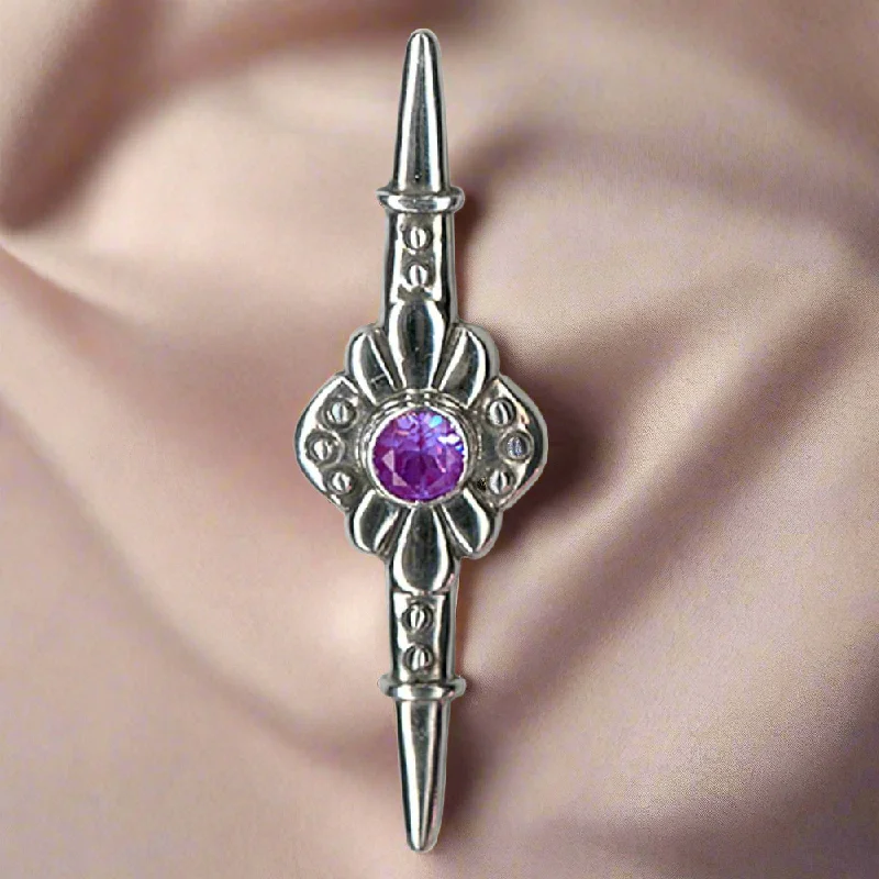 Star sign brooches-Greek Traditional Flower brooch in Sterling Silver with Zircon (K-04)